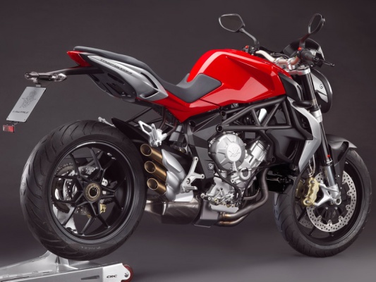 Фото мотоцикла MV Agusta Brutale 675